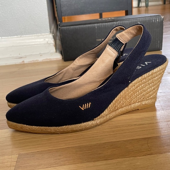 Viscata Navy Slingback Wedges - Picture 8 of 12